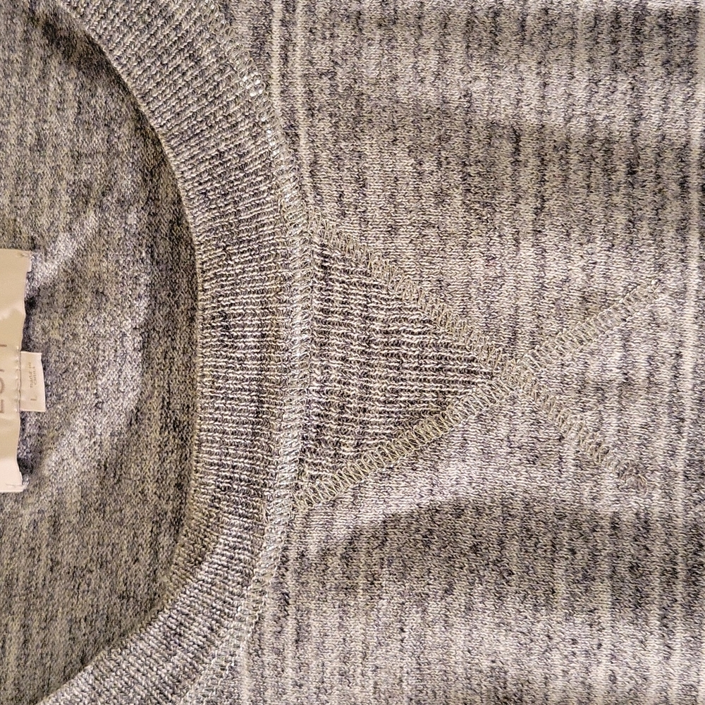 Womens Sweater - Picture 3 of 8